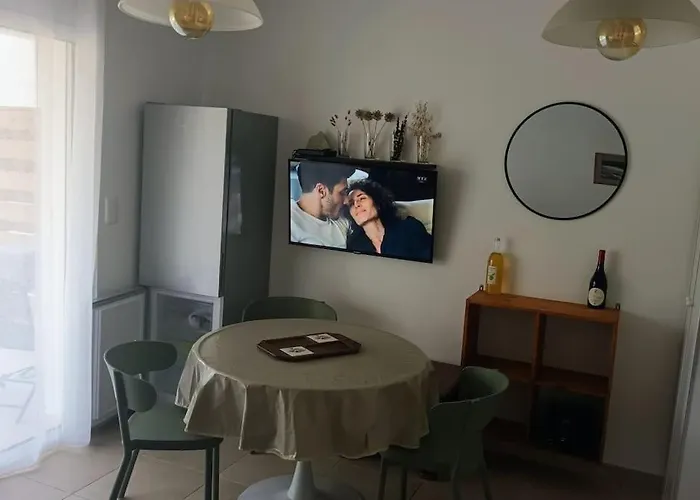 Front De + Piscine Linguizzetta